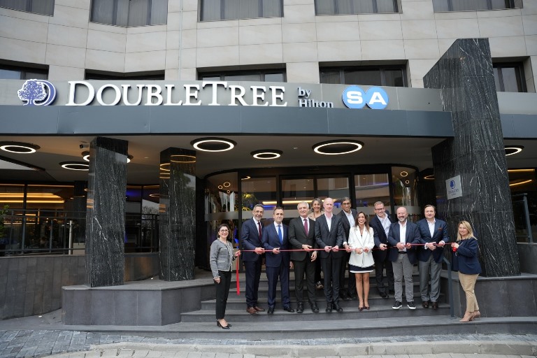 Doubletree By Hilton �stanbul Maçka Kap�lar�n� Açt�